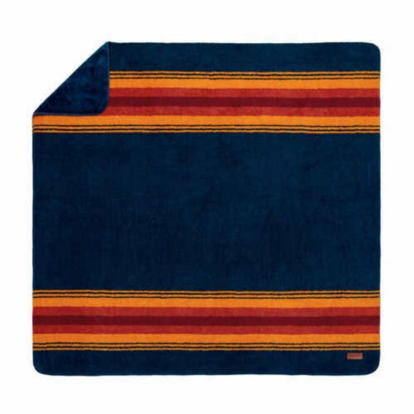 Pendleton Blanket QUEEN Soft & Cozy Sherpa Fleece Reversible Washable NWT - Picture 11 of 16